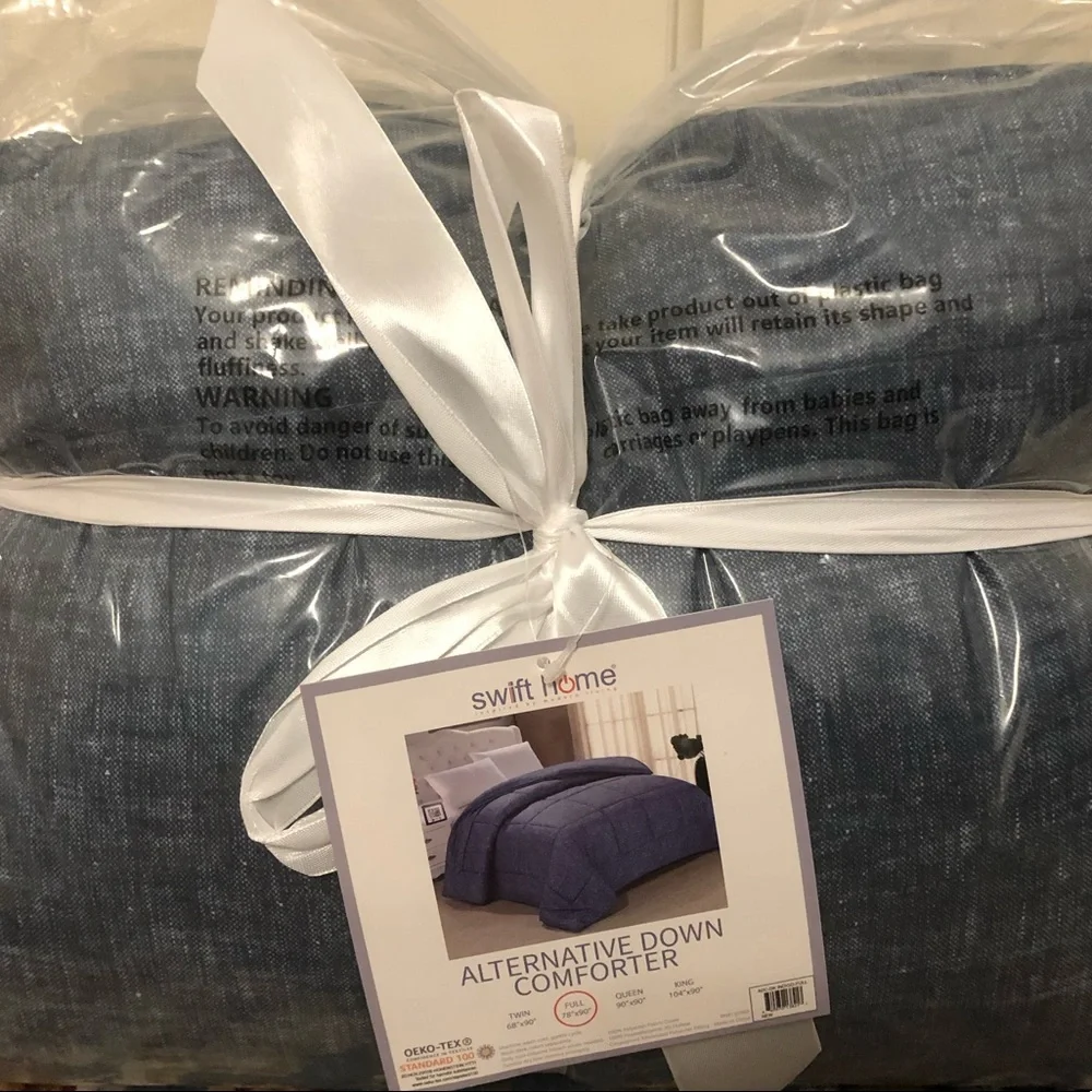 NWT Swift Home All Season Light Warmth Down Alternative Comforter Full